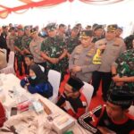 Kapolri dan Panglima TNI Beri Apresiasi Bakti Kesehatan dan Bakti Sosial Alumni AKABRI 91 Terpusat di Malang