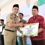 Pj Bupati Bangkalan salurkan Bantuan Modal Usaha (BMU) untuk 503 Pelaku Industri Kecil Menengah (IKM)