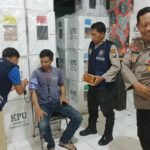 Polres Pamekasan Beri Layanan Kesehatan Gratis Bagi Petugas KPPS