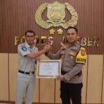 Cepat Dalam Penanganan Laka Lantas, Polres Jember Terima Penghargaan dari Jasa Raharja