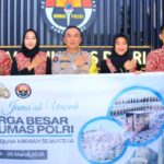 Kadiv Humas Polri Beri Reward Umroh Kepada Anggota