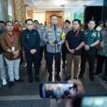 Kapolda Jatim Pastikan Proses Rekapitulasi Pemilu di KPU Jatim Berjalan Aman dan Lancar