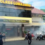 Sidokkes Polres Lumajang Lakukan Fooging Cegah DBD