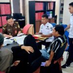 Tersangka Kasus Korupsi ADD Mantan Kades Desa Dlambah Dajah Resmi Diserahkan ke Kejaksaan Negeri Bangkalan