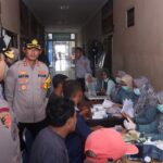 Pastikan Perjalanan Mudik Aman, Polres Ponorogo Gelar Pemeriksaan Kesehatan Sopir