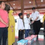 Beri Bantuan Sosial di Bangkalan, Pj Bupati Apresiasi KSAL