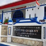 Kadisdik Sampang Tunda Rakor Hingga Dua Kali “Ada Apa…??” Ketua DP Imam Abu Cholid Sangat Kecewa