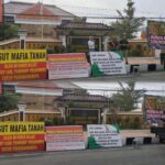 Gebuk….!!!: Mafia Tanah Bangkalan Menjadi Surganya Bagi Para ” Mafia Tanah “