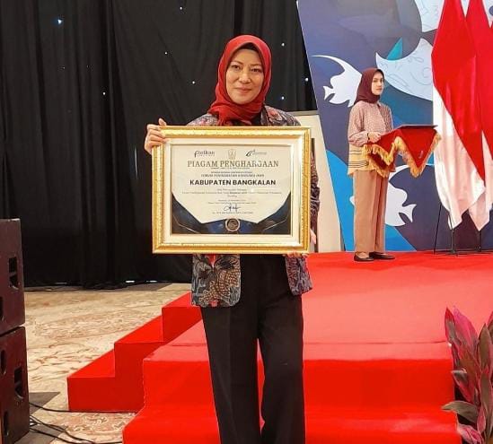 TP-PKK Bangkalan Raih Juara 3 Lomba Masak Serba Ikan Tingkat Provinsi dan Penghargaan Forikan Award 2024