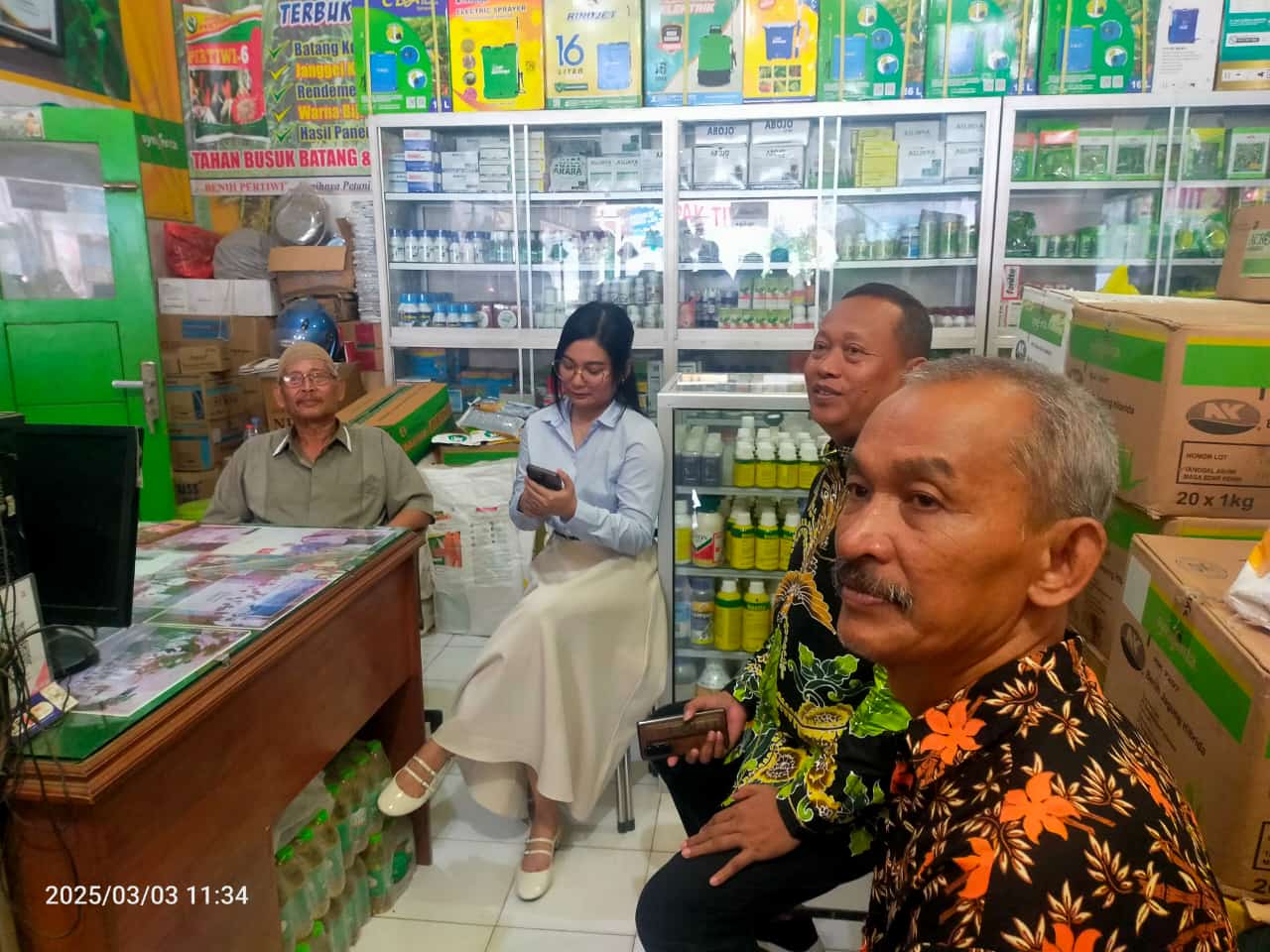 Anggota Komisi B DPRD Kabupaten Jember, Terus Lakukan Sidak Ke Kios Pupuk Subsidi Temukan Jual Diatas HET