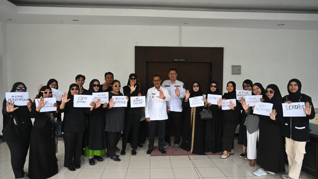 Dinilai Langkah Mundur, Elemen Perempuan Protes Temui DPRD dan Wabup, Rencana Bupati Jember Merger DP3AKB