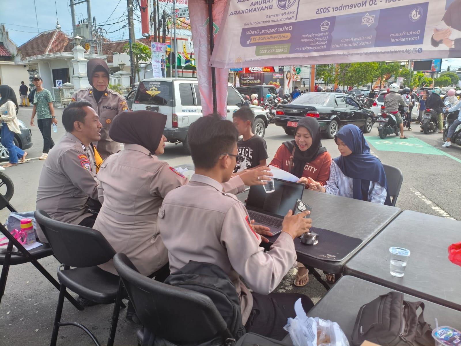 SMA Kemala Taruna Bhayangkara Resmi Buka Pendaftaran Siswa Baru, Polres Jember Sosialisasikan di CFD